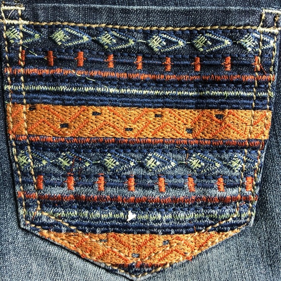 1ST KISS Denim Shorts Blue w/ Blue & Orange embroidered pockets, Low waist Sz 3 - Picture 3 of 11